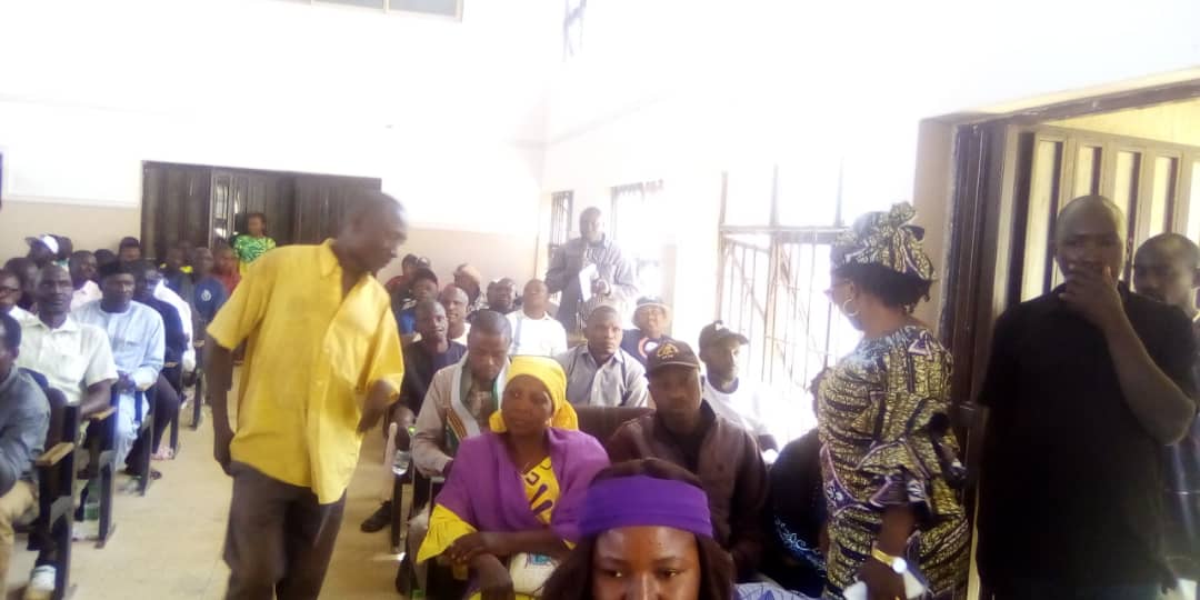 calped4devt's tweet photo. @calped4devt and @TheAgenda9ja attended the Kaura Elections 2023 interactive session with House of Assembly candidates organized by Kaura Joint Committee. 

Candidates spoke on their manifesto and answered questions on issues of interest to the constituents. #IssueBasedCampaign https://t.co/0KPaOV1S3r