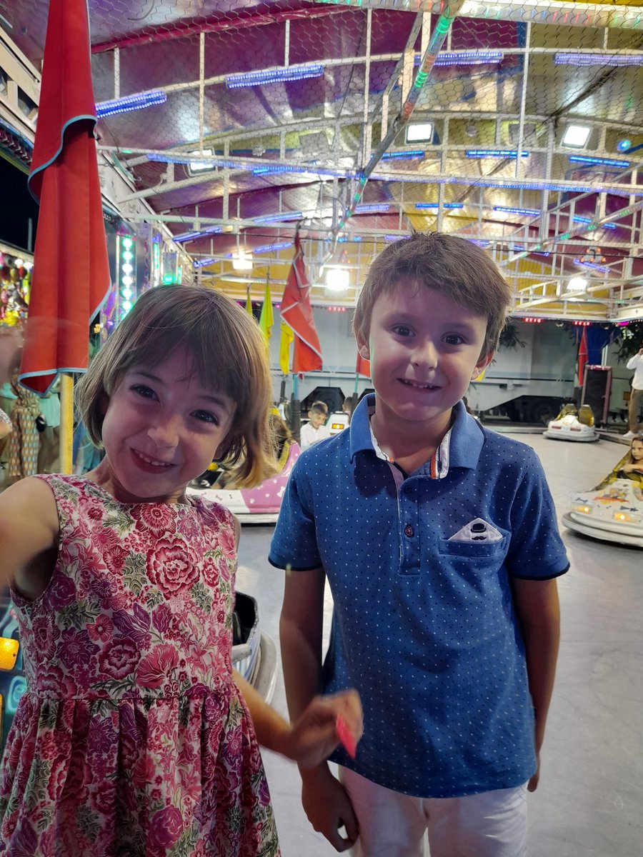 toprera's tweet photo. @cdelamor_ En este 2022 volvió a celebrarse la Feria del pueblo después de dos años, ellos lo disfrutaron como algo realmente extraordinario, como antiguamente lo hacían nuestros padres o abuelos...#Mi2022TVE https://t.co/MxF6irjjKk