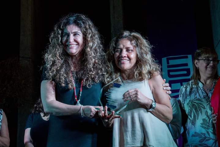 Lideresascba's tweet photo. 💜Distinguimos a #MujeresQueDejanHuella en Córdoba

A través de este reconocimiento, destacamos a esas #lideresas que día a día trabajan por una sociedad más equitativa y abren caminos para que otras mujeres sean protagonistas. 🤝

#NoSinMujeres #MujeresProtagonistas https://t.co/jMIVzu9sCW