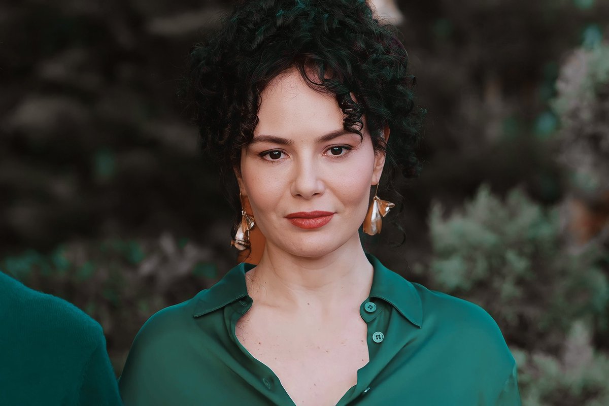 exomniz's tweet photo. #HayatımınŞansı'ı sırf Açelya Devrim Yılhan için izliyorum çünkü o ve oyunculuğu harika ❤️‍🔥 

#AçelyaDevrimYılhan @acedevrim https://t.co/488Ic5eaYB