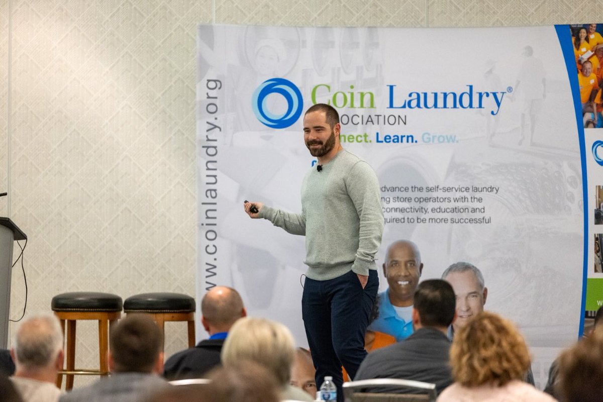 markvlaskamp's tweet photo. Five years ago, local laundromat owners called us crazy for thinking delivery service was the future of laundromats. 

They didn’t want to work with us so we bought our own laundromats.

Now they’re paying to hear us speak at delivery laundry conferences…

😎😎😎 https://t.co/TXR3RCGLgg