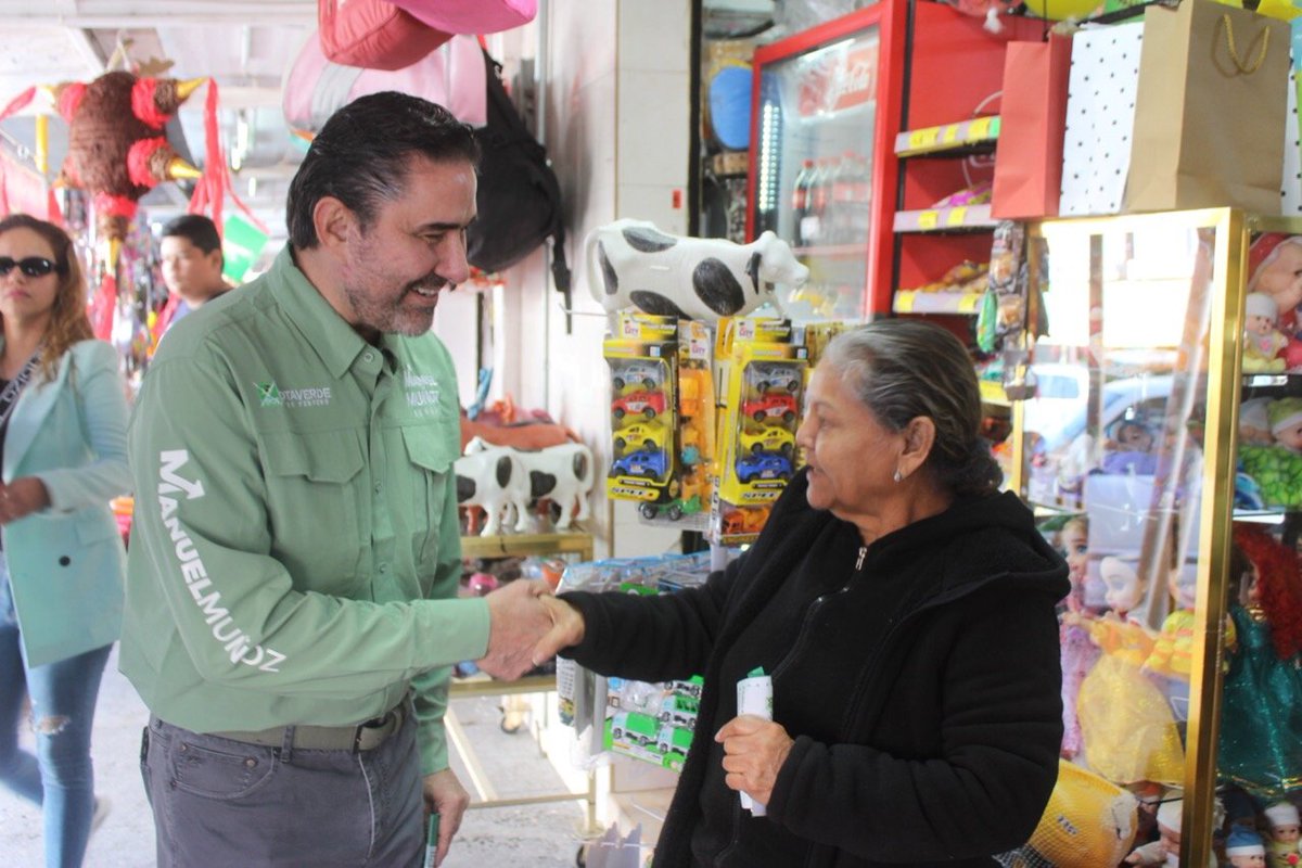 MunozCanoManuel's tweet photo. ¡¡VAMOS CONTRA EL CABECISMO!!
Seré el mejor aliado del gobernador @Dr_AVillarreal en la #Transformación de #Tamaulipas. 
Así iniciamos nuestra campaña rumbo al #SenadoDeLaRepública. @VerdeSenadoMex @partidoverdemex @karencastrejont @PartVerdeTamps https://t.co/R2xNdlsG8d