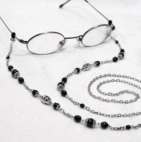 He's not late at all to give his loyal advisor <a href="/specientia/">——𝑰𝒈𝒏𝒊𝒔</a> presents this holiday season, everyone else just beat him to it — but his royal tardiness aside; two wrapped up gift boxes labelled 'For Specs' sit at the leather drivers seat of the Regalia, waiting to be found.