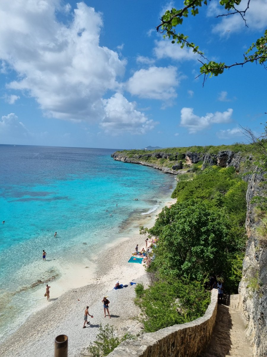 MikeeNL's tweet photo. Wat foto's van mijn noordelijke route vandaag. #1000steps #Karpata en #Gotomeer. Prachtig! #bonaire https://t.co/95iaBxhlBg