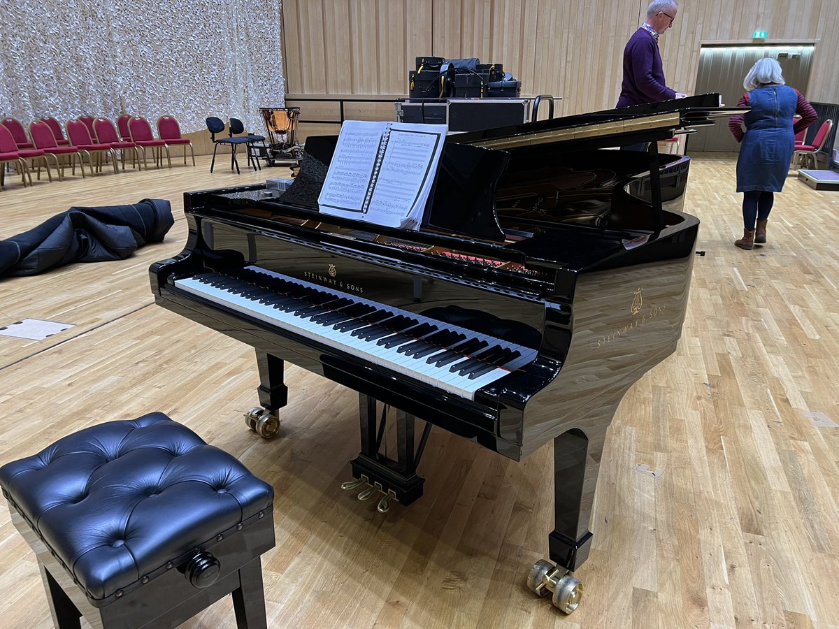I've been playing for <a href="/RSNOChorus/">RSNO Chorus</a> rehearsal for Monday's Messiah this evening, and they're sounding great! Sadly, I wasn't allowed to take this home with me! Shame......