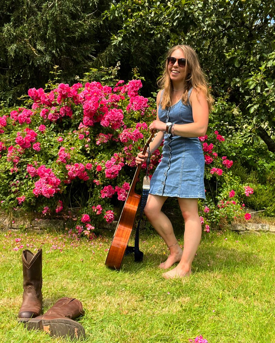 KatieHarrisonMusic tweet media