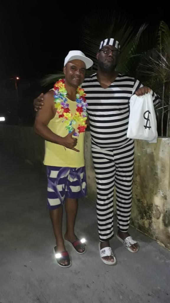 Nossa historia é linda irmão  sempre juntos misturados Deus abençoe  nossa  união caminhada