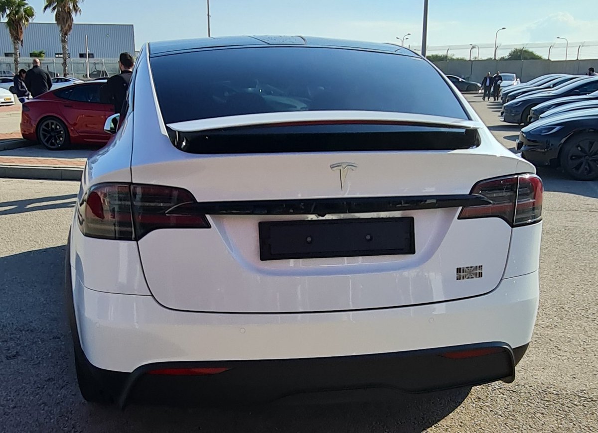 TeslaTlv's tweet photo. Welcome X,S PLAID to Israel
Thank you @elonmusk https://t.co/xygXQHy3we