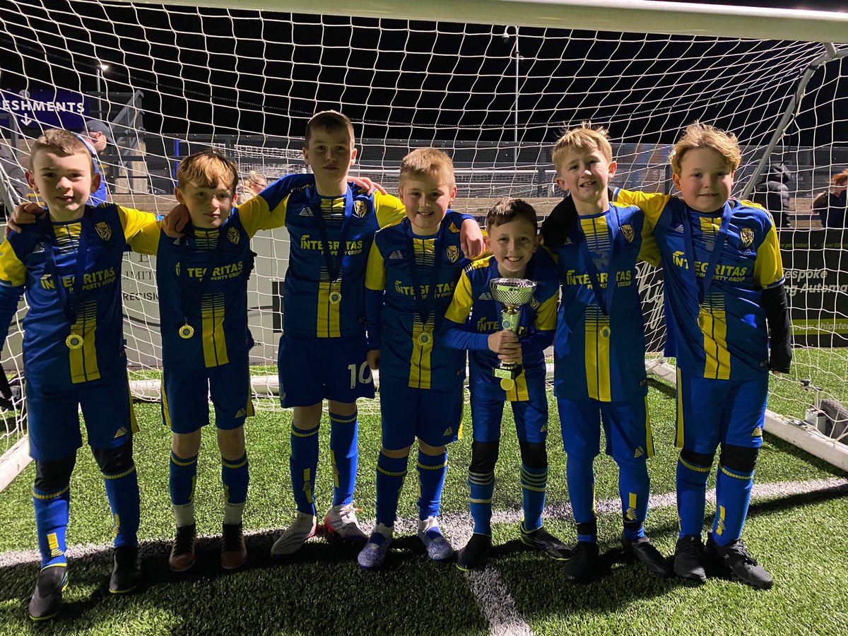 daniellekelly29's tweet photo. Well Done our boys today @u8_tigers 🐯🏆 @thesilkmen https://t.co/vciSsQaaEf