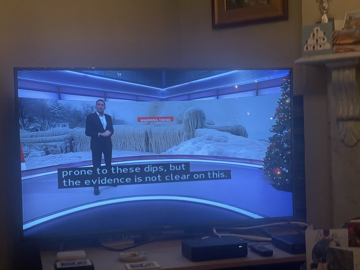DCBMEP's tweet image. Desperate attempts by BBC Climate Editor Rowlatt to divert attention from up to -57C freezing ‘bomb’ in USA by talking about ‘extreme’ hot temperatures in Summer. Doesn’t fit narrative - so must be countered! Farcical now! Public not stupid @BBCNews