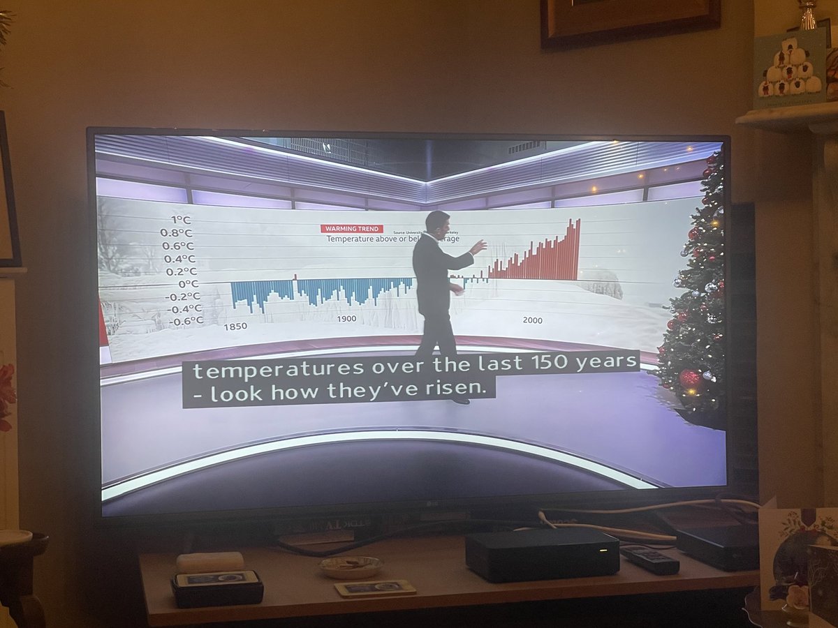 DCBMEP's tweet image. Desperate attempts by BBC Climate Editor Rowlatt to divert attention from up to -57C freezing ‘bomb’ in USA by talking about ‘extreme’ hot temperatures in Summer. Doesn’t fit narrative - so must be countered! Farcical now! Public not stupid @BBCNews