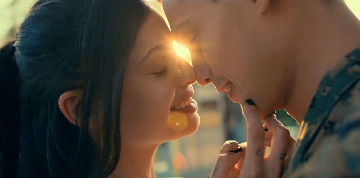 N_GalitzineBr's tweet photo. 🚨Without a doubt Purple Hearts was one of the best films of 2022 reaching #3 of the most viewed in the world. proud of you @nickgalitzine and @SofiaCarson 👏🏻👏🏻💜💜💜 https://t.co/lZJCm1nlMG