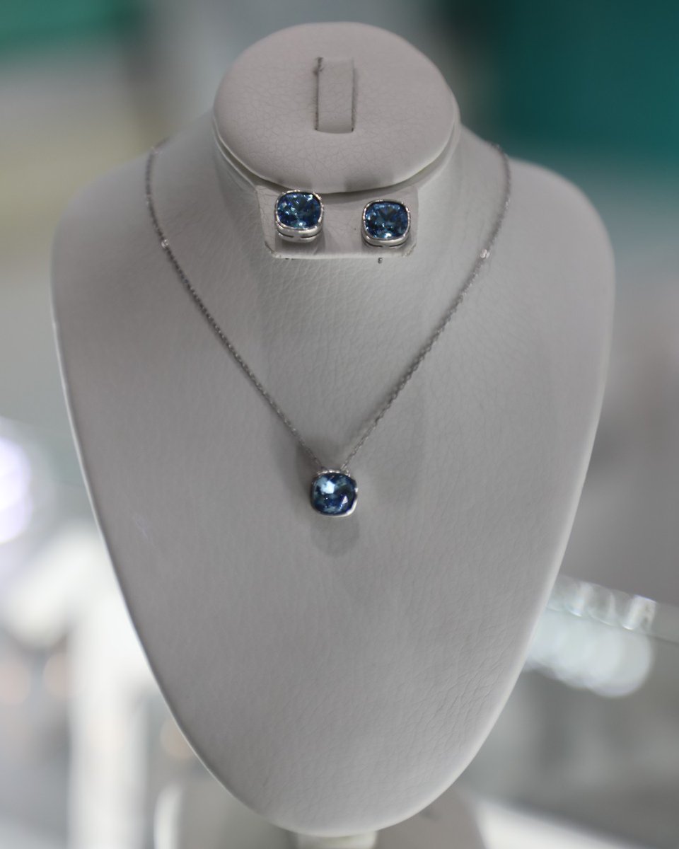 proceresgt's tweet photo. Encuentra la joyería que necesitas en Mar de Plata, y regala en este Año Nuevo algo inolvidable. 💎

#LosProceres #temporadaderegalos #Joyas #MardePlata #accesorios https://t.co/nsuxxa6794