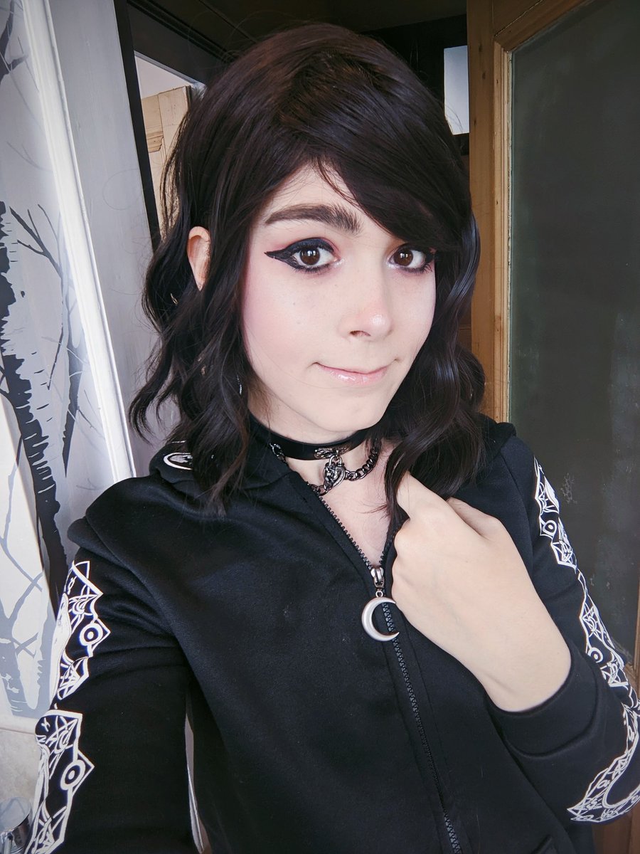 faye-lockwood-new-account-on-twitter-what-if-we-stayed-up-all-night