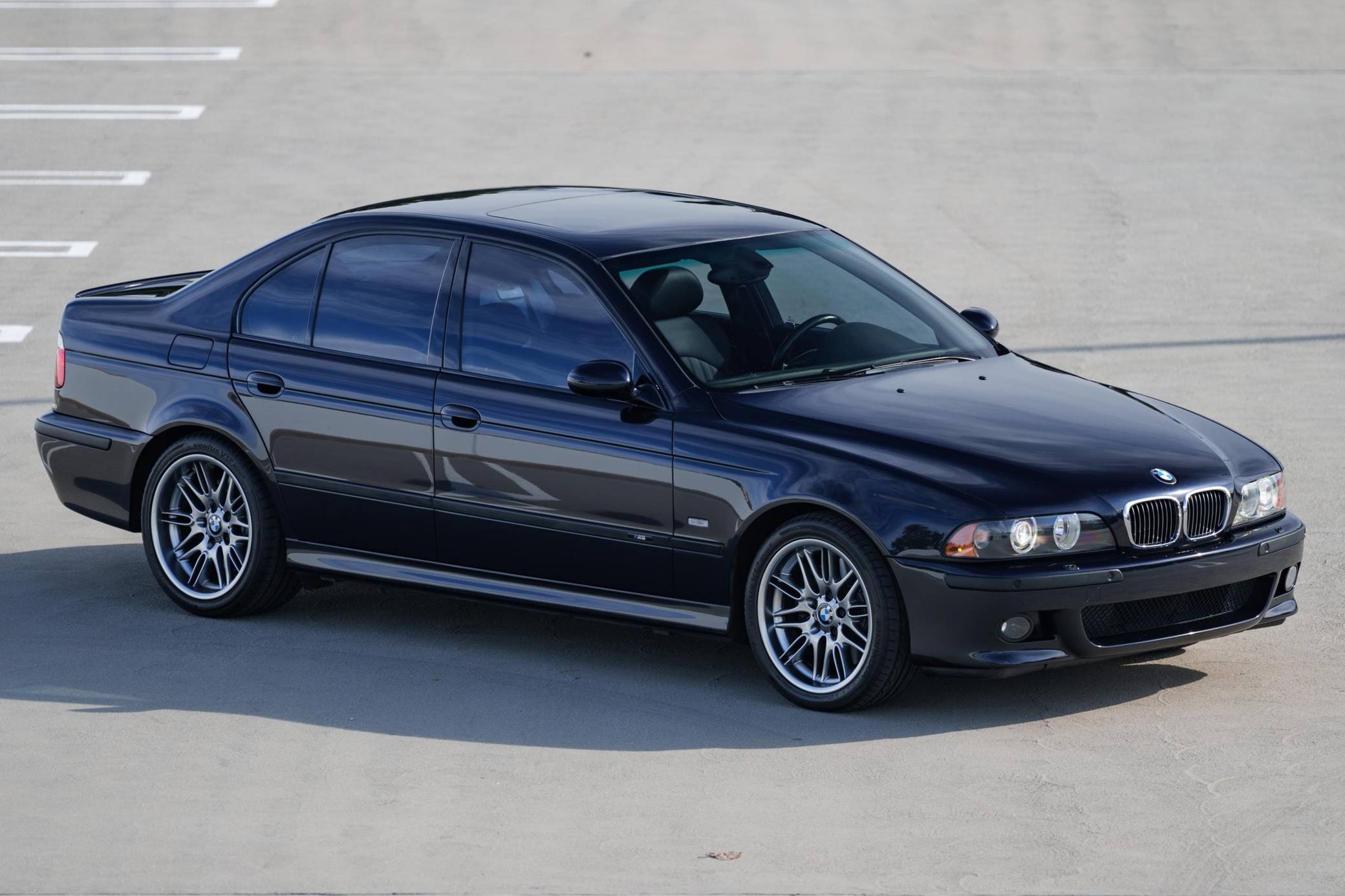 VIDEO: Doug DeMuro Looks at the Nicest E39 BMW M5 We've Ever Seen