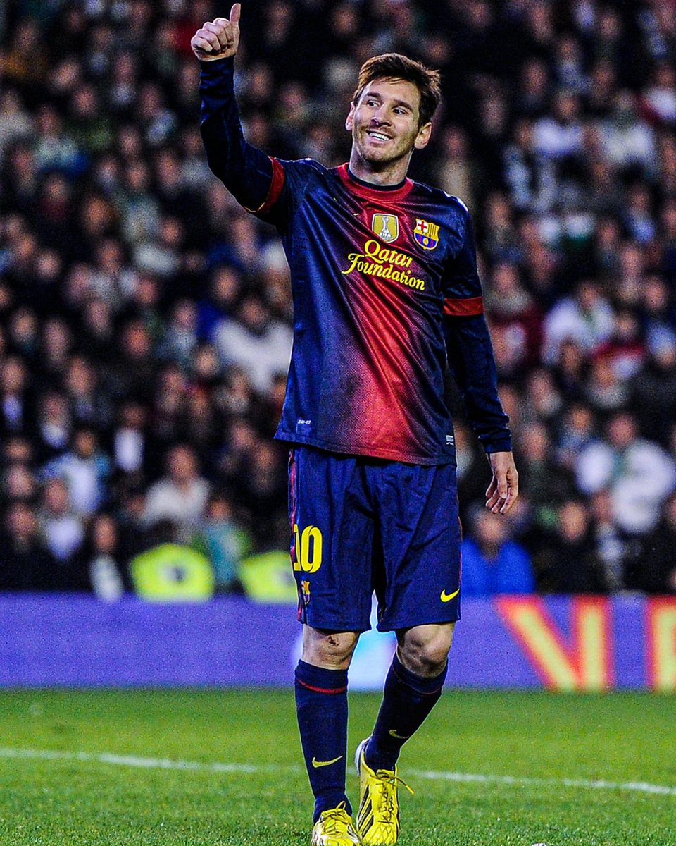DavooXeneizeJRR's tweet photo. Erling Halaand, el mejor goleador del mundo por escándalo, termina su año con 45 goles. Una locura. 

Si lo multiplicamos, no llega a los 91 goles que hizo Lionel Messi en 2012. https://t.co/3H7R47HQbm