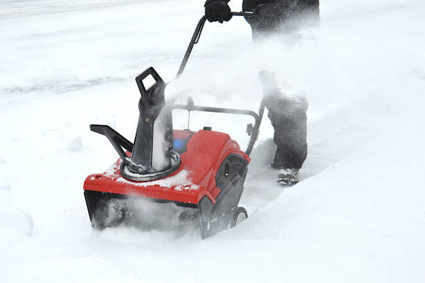 KeithsPowerEQ's tweet photo. Repairs from Keith's Power Equipment include snowblowers, lawnmowers, trimmers, lawn tractors, kerosene heaters, and much more. Schedule service today by calling 708-755-2660. https://t.co/X0WHYd52tA https://t.co/yYyg9TFR1p