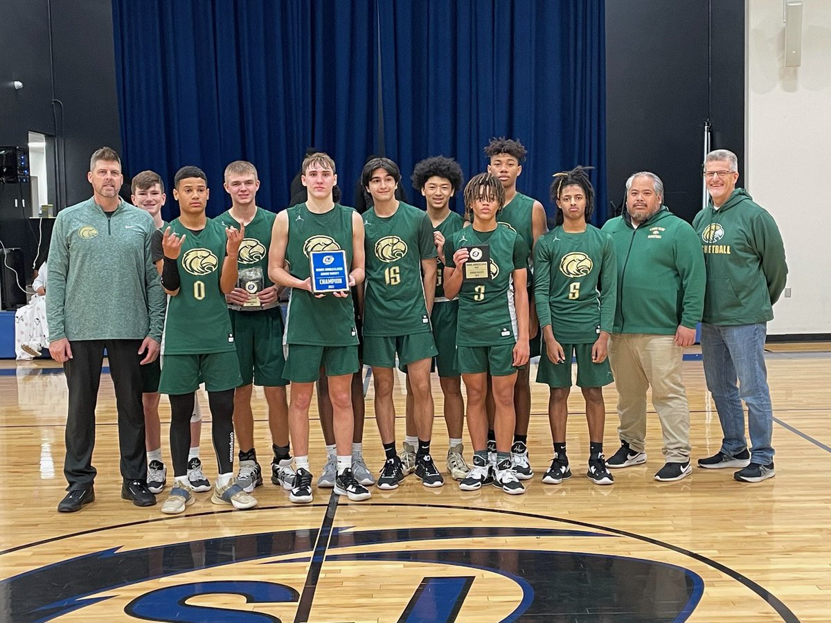 island_hs's tweet image. Congratulations to our JV who took 1st place in the Bonnie Arnold Classic at @SanJosePrep. Freshman Bryce Robinson was named tournament MVP and Sophomore Carson Moore made All-Tournament team. #SoarHigher 🦅🏀