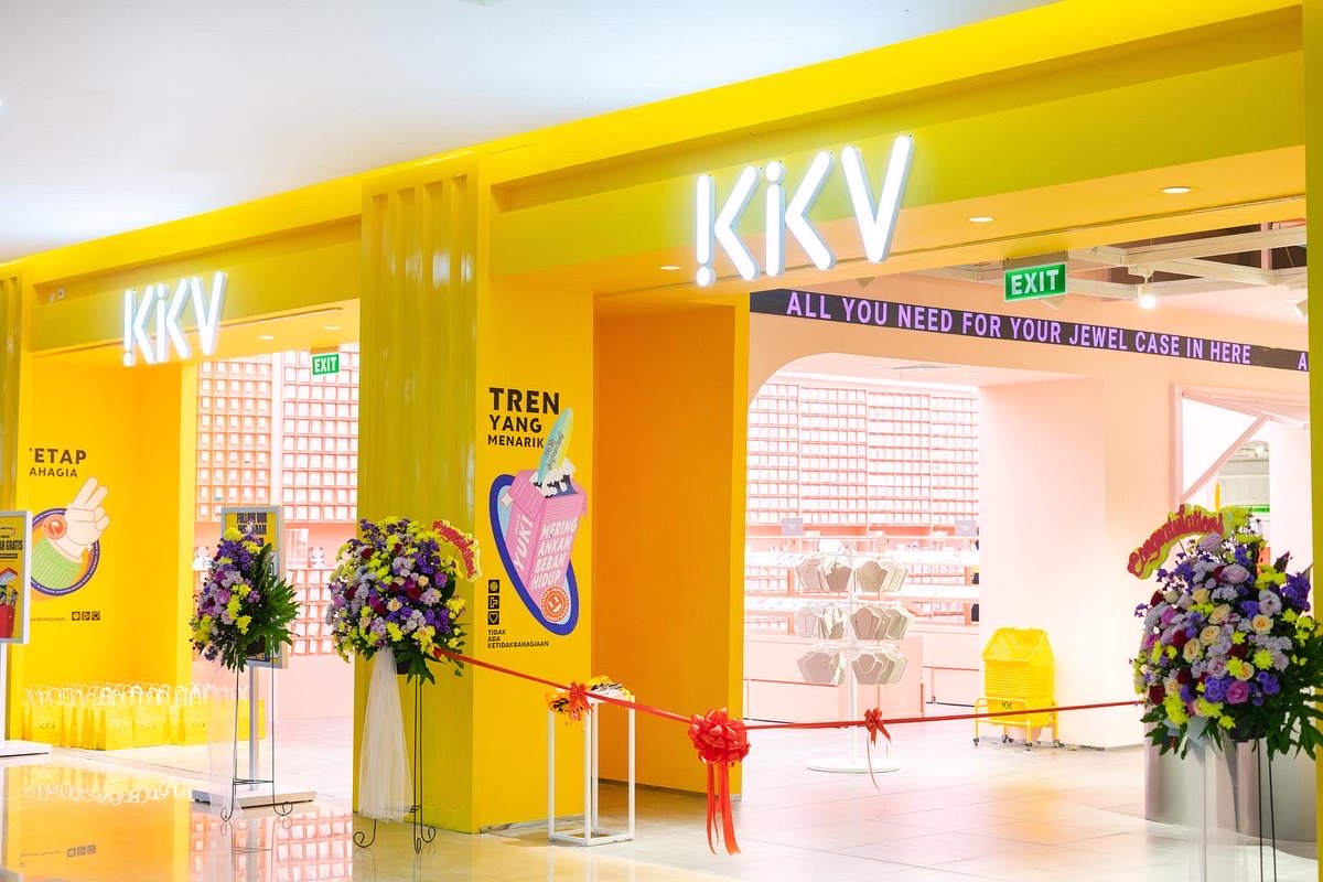 racunlovers's tweet photo. ✨ Rekomendasi barang yg wajib kamu beli di KKV ✨
#kkv #kkvlife #kkvindo #summareconmalbekasi #jktinfo #jktgo #retailbrand #jabodetabek
— a thread https://t.co/4qA9FL2ZHD