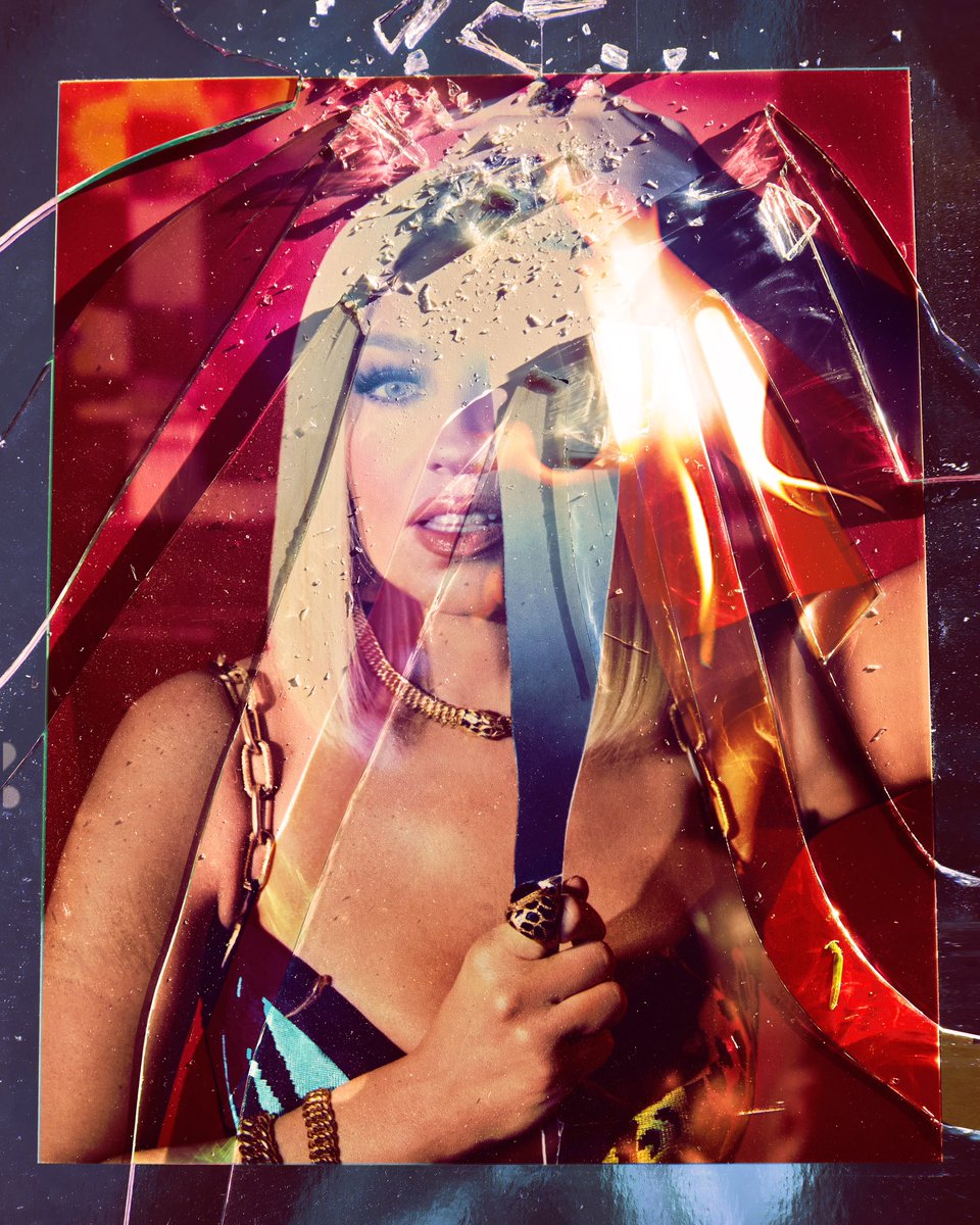 thalia's tweet photo. Última semana del año  y yo estoy on fireeee para iniciar con todo lo que viene en 2023 🔥❤️‍🔥🤫 https://t.co/SA182ejK2z