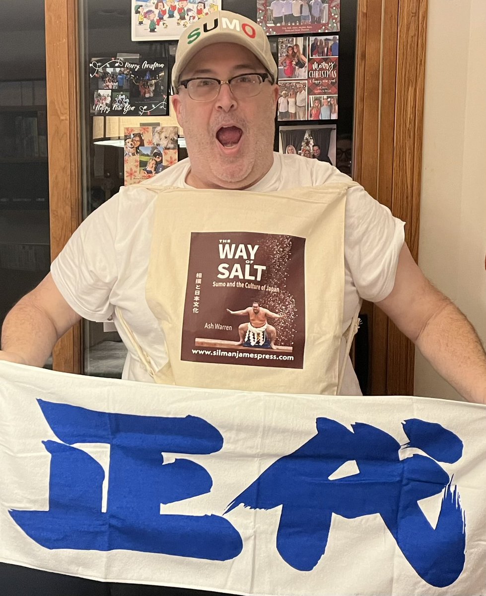 cburkart's tweet photo. Thank you @bigSUMOfan for the awesome birthday gifts!
#sumo #grandsumo #nhksumo  #hakuho #shodai #sumofan https://t.co/M0m5tAOkIR