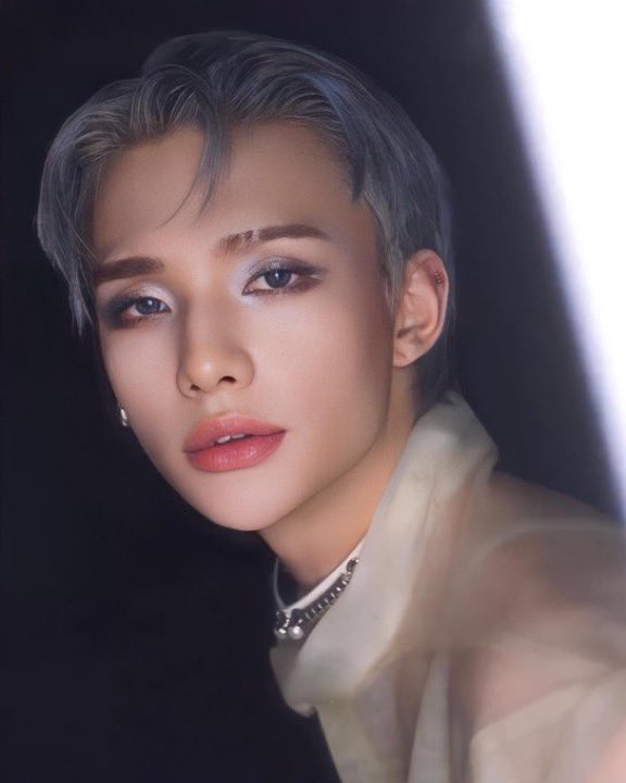 sombrsonrae's tweet photo. he is insanely gender. https://t.co/BGyqDBBalR