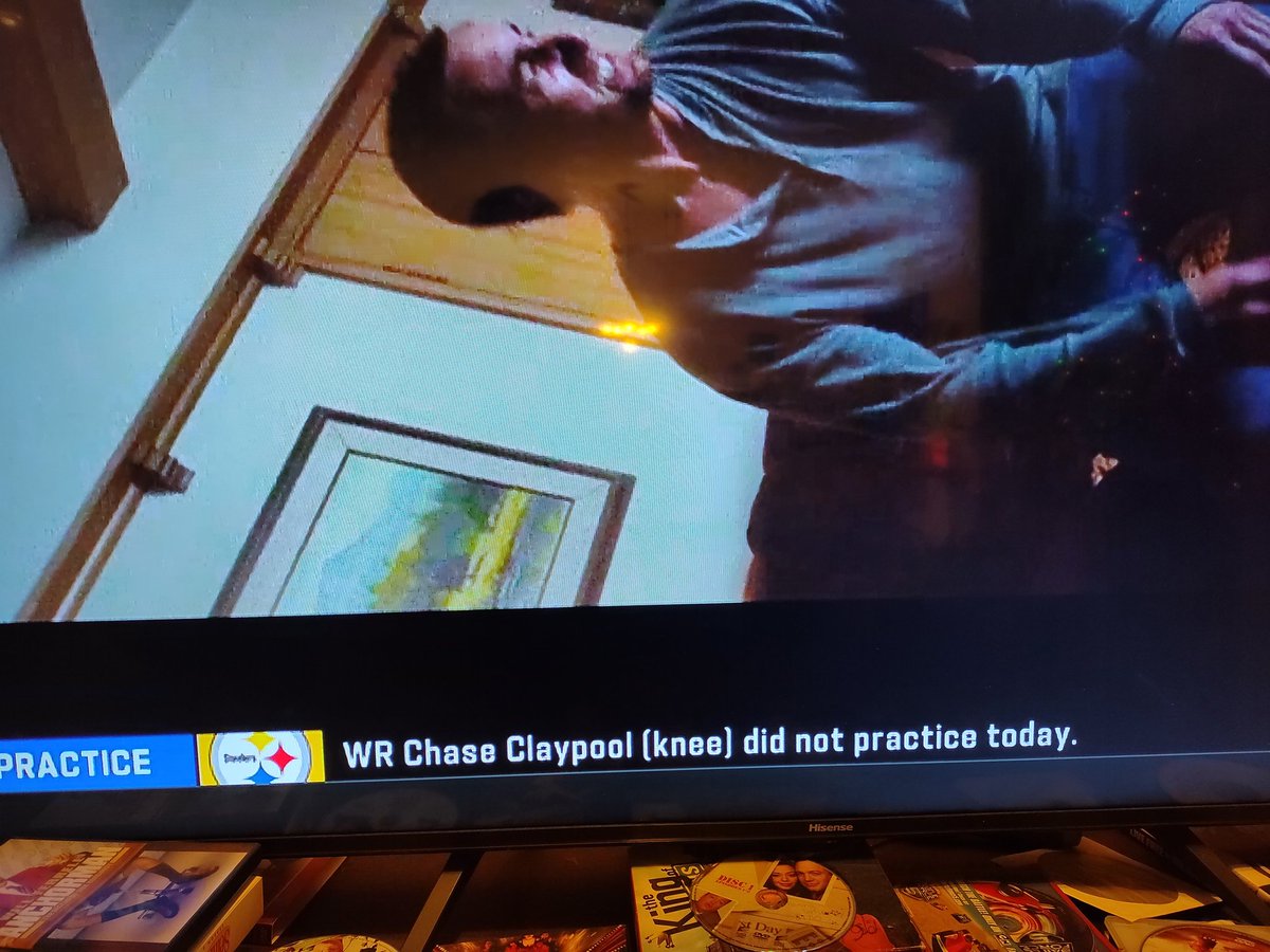 The <a href="/nflnetwork/">NFL Network</a> has their interns working too hard . . .