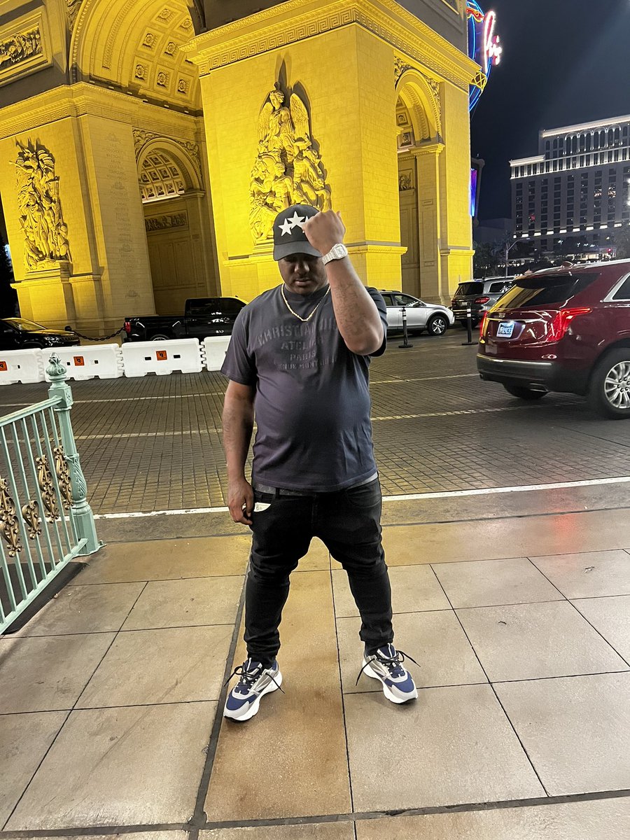 _1texaco's tweet photo. Vegas ✈️ https://t.co/dvh37aLWow