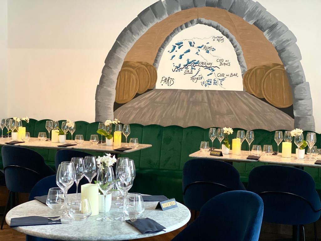 Christmas blues? Join us at Champagne Route🥂 
bit.ly/3hE0nlI