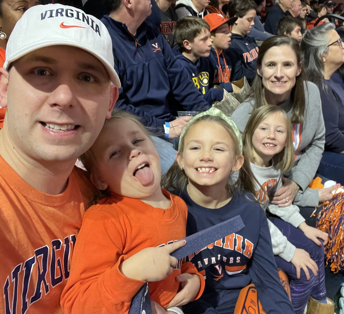 brian_raska's tweet photo. Wahoowa! Let’s go Hoos! Someone’s REAL excited for their picture to be taken 😛 #GoHoos #girldad3 @UVAMensHoops https://t.co/DPBkOn4rUb