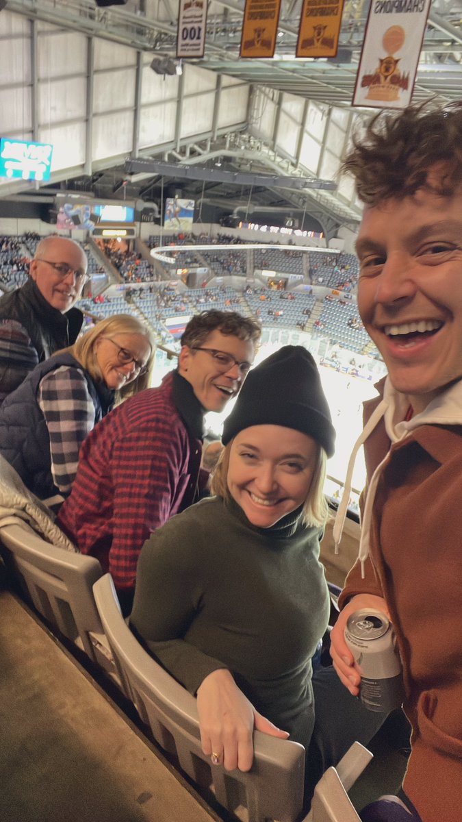 Erik Hall tweet media