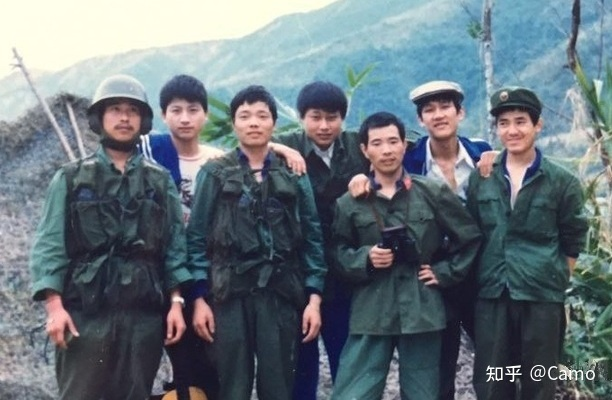 Samcheolli's tweet photo. Original first-generation Chinese People's Liberation Army tactical vest from the Sino-Vietnam Border Conflicts. This design was used by the 235th Regiment of the 79th Division of the 27th Army in 1986 with a similar model appearing in the later North Tiger Operation in 1987. https://t.co/5dwBzVpWvC