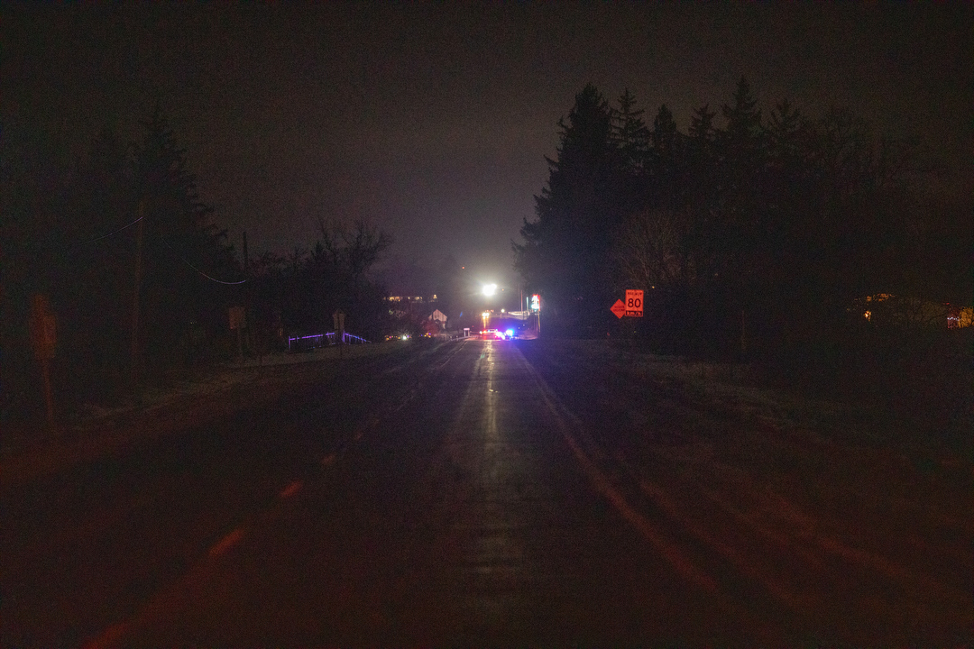 Brett_Gundlock's tweet photo. Intense night after an Ontario Provincial Police officer was shot dead in southwestern Ontario. 

Photos for @Reuters https://t.co/4rOuzec1Es