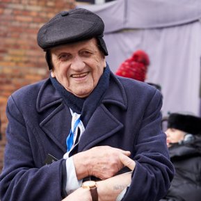 August 6, 1928 | Dov Landau, a Polish Jew, was born in Brzesko. 

During the war, he was deported to #Auschwitz. His parents and brothers were murdered. Dov survived, and in April 1945, he was liberated from Buchenwald.

Please join us in wishing Dov a happy 95th birthday today!