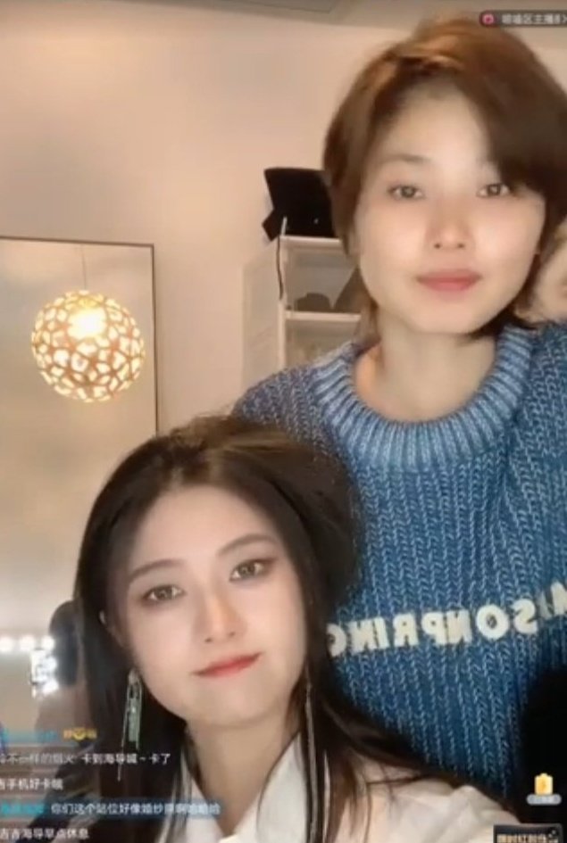 YunzeSimp's tweet photo. So far we have 3 ship names for Laoji/Wang Xuexi
She really be out there collecting women ei~ 😏
Laoji's Harem~ 🤭
JiYa (Laoji x Xiaoya)
JiWeiJiu (Laoji x Sheng Wei)
JiWei (Laoji x Director Zhang/Hai Dao)
Choose your ship~ 🚢
(Mine's JiYa of course ❤️)
#JiYa
#JiWeiJiu
#JiWei https://t.co/obitIhWNIX