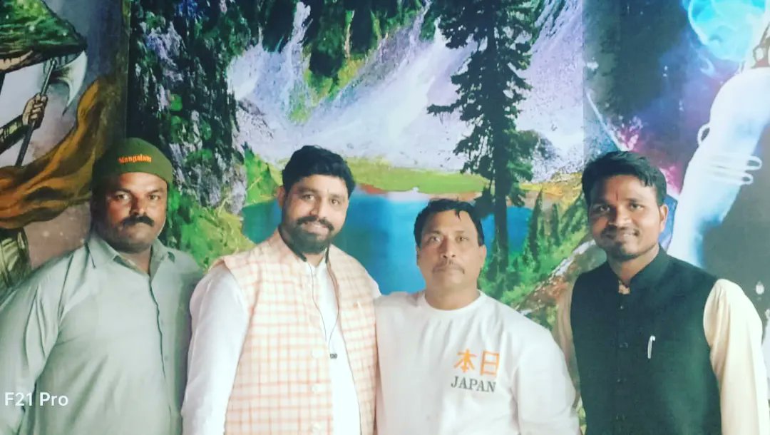 skahuklaoffical's tweet photo. हालात वो ना रखें, जो हौसलों को बदल दें
बल्कि, हौसला वो रखो, जो हालातों को बदल दे।
#सुप्रभात 🙏
#UPNS https://t.co/GNunQ3xL0Z