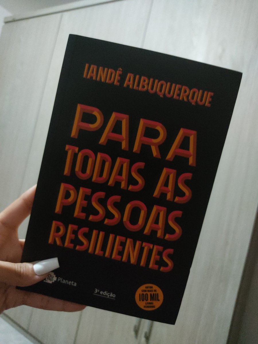 E vamos dar início a mais um.

📖: Para todas as pessoas resilientes.