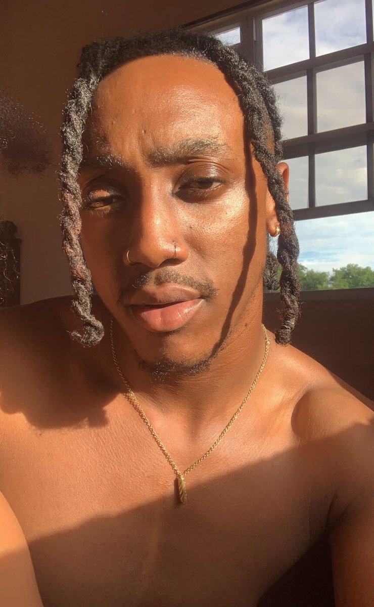 Mapendosamules's tweet photo. 🤌🏾🍉 #brownskin #melanin https://t.co/wgYCNoJ76T