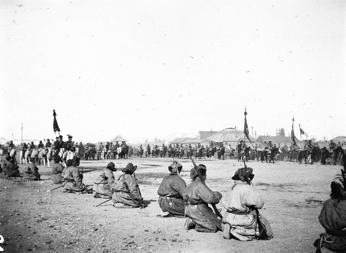 Үндэсний эрх чөлөө Тусгаар тогтнолоо сэргээн мандуулсаны 111 жилийн ойн мэнд дэвшүүлье !