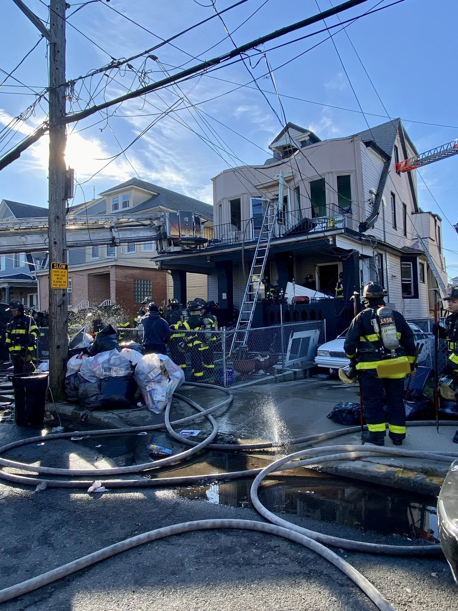 E265L121B47's tweet photo. This afternoon, #BestOnTheBeach’s #Engine265, #Ladder121 &amp; #Battalion47 — along with #HollandHouse’s #Engine266, and #TheBeachHouse’s #Engine268 &amp; #Ladder137 — operated at a 3-alarm fire in a private dwelling. The structure was located on Beach 68th St., Queens, NY. #fdny https://t.co/fZy29cvr7A