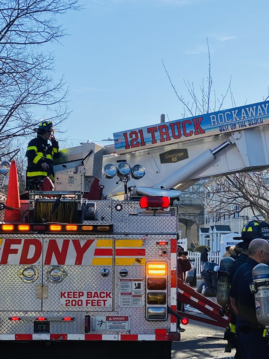 E265L121B47's tweet photo. This afternoon, #BestOnTheBeach’s #Engine265, #Ladder121 &amp; #Battalion47 — along with #HollandHouse’s #Engine266, and #TheBeachHouse’s #Engine268 &amp; #Ladder137 — operated at a 3-alarm fire in a private dwelling. The structure was located on Beach 68th St., Queens, NY. #fdny https://t.co/fZy29cvr7A
