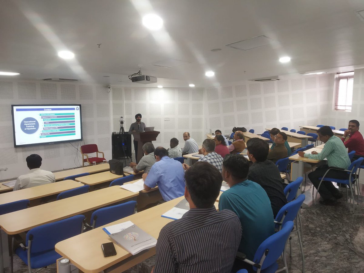 BengaluruNacin's tweet photo. NACIN Bengaluru in association with DG Systems conducted a 2-day workshop on “Operational Awareness Training of Systems for CBIC Officers” on 27-28 Dec’22 which was attended by 20 officers from various formations across Karnataka. (1/2) https://t.co/0jmd62qUyd