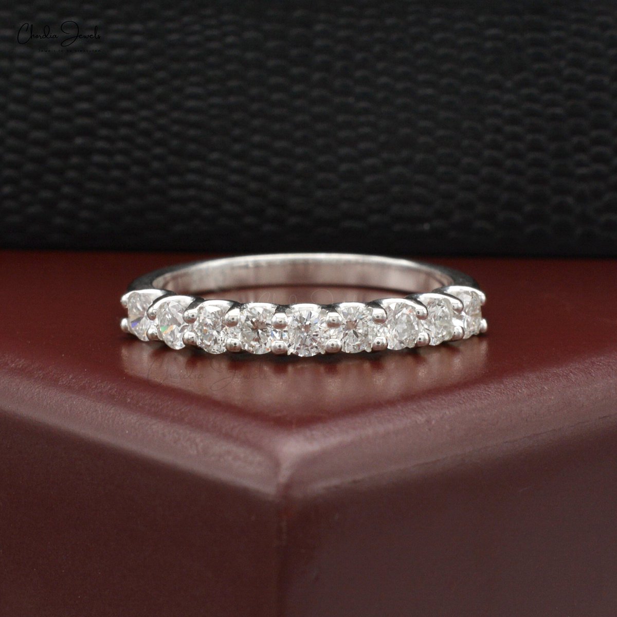 Chordia_Jewels's tweet image. IGI Certified 0.69 Ct Diamond Half Eternity Band | 
@etsy
#etsyseller #diamondhalfeternityband #whitediamondring #14ksolidwhitegold #Diamondring #newyeargift2023 #weddinggift etsy.me/3hUDjiW