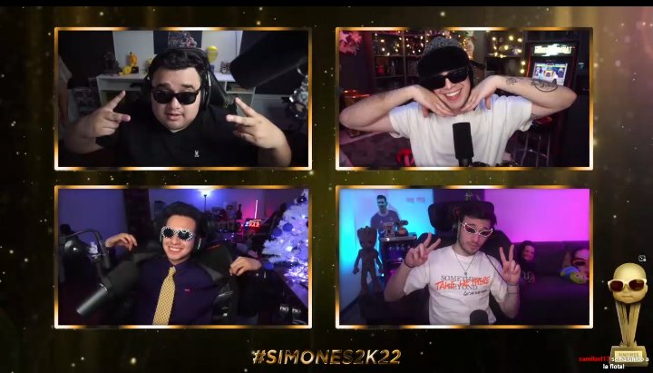 clauu_lt's tweet photo. que feliz fui con ESOS 4. 
@JuanSGuarnizo 
@dedreviil 
@Roberto_Cein 
@barcagameryt 
#SIMONES2K22 https://t.co/UXmBZOQuqP