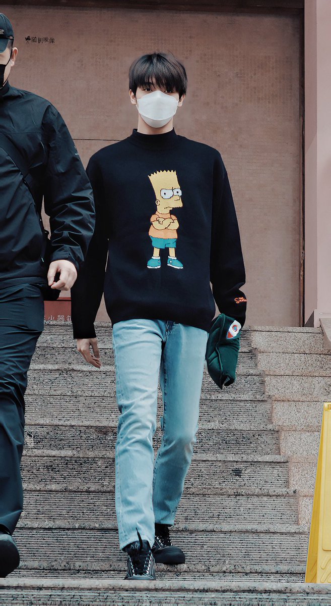 221229 | ไปทำงาน ไปทำงาน💪🏻✌🏻

(credit 随机映像·罗一舟)

#หลัวอีโจว
#LuoYizhou
#罗一舟