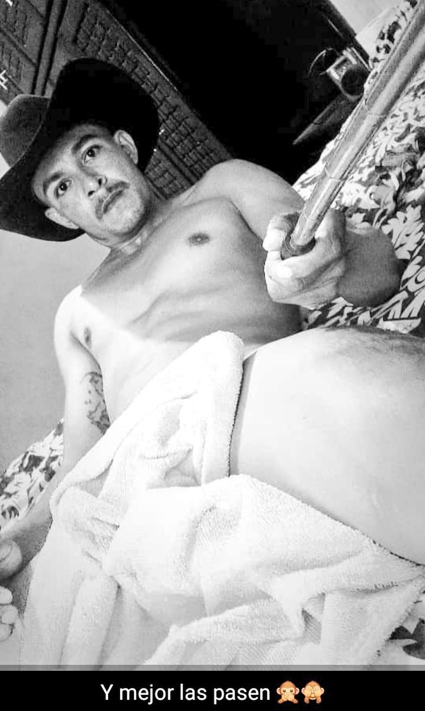 ixkander90gmai2's tweet photo. No soy hermoso pero soy cariñoso y romántico 😍😘
👉👈#elamorsoñado https://t.co/7jgoXPrc6i