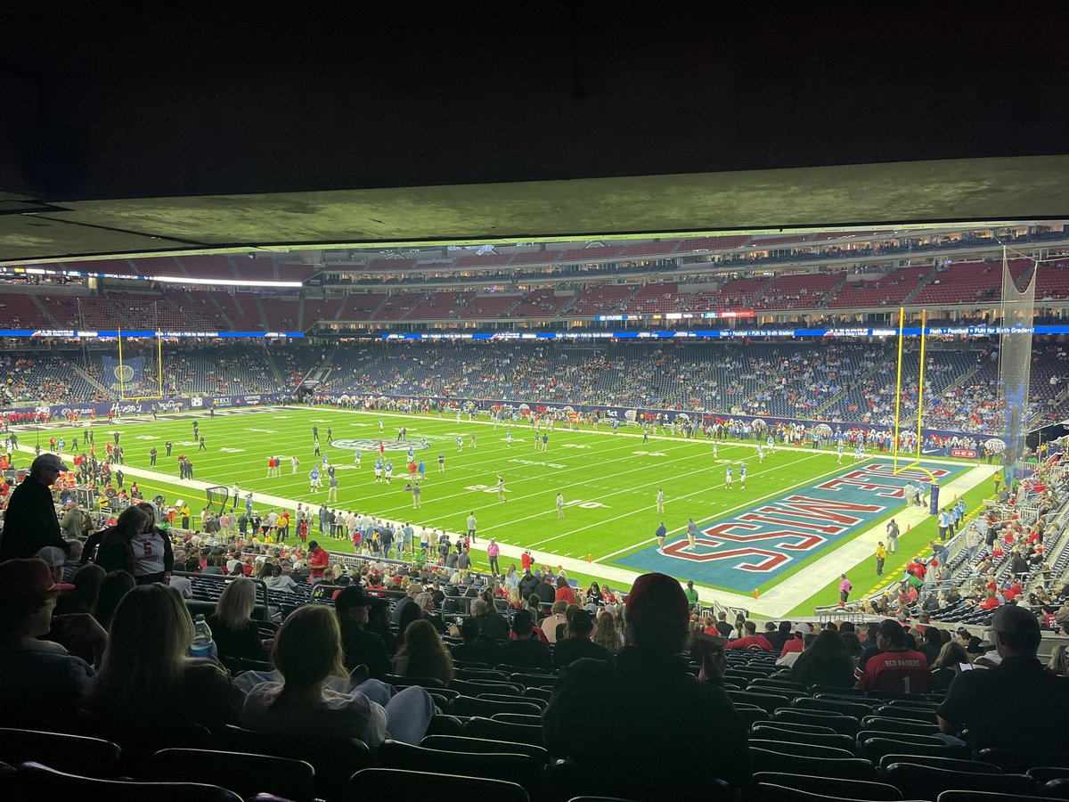 brianconn79's tweet photo. The #PartyInTheSip has arrived in NRG Stadium and HTX! Let’s gooooo!! #HottyToddy #LaneTrain @Lane_Kiffin @TxDad556 https://t.co/iShJQfemLF