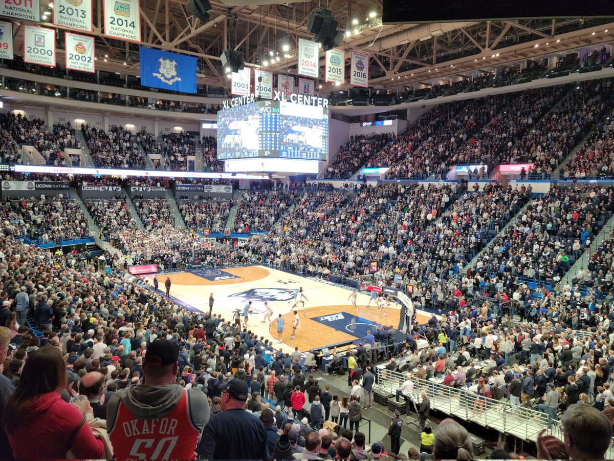 UConn6thBorough's tweet photo. 14-0. https://t.co/nloYxadTLI