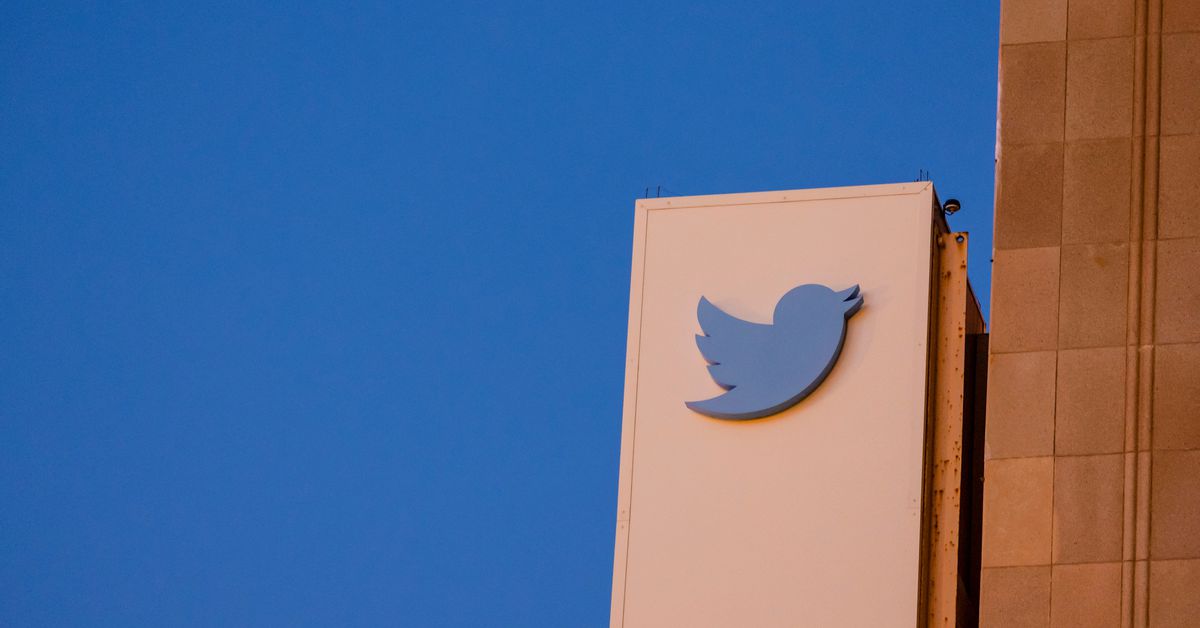 Twitter down for thousands of users - Downdetector.com reut.rs/3Vthtk7