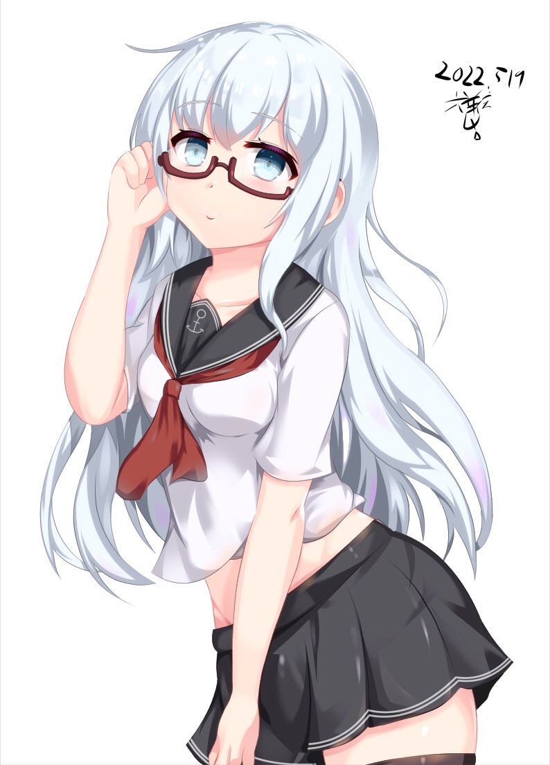 #今年も残りわずかなのでお気に入りの4枚を貼る
1.今年初めて描いた絵
2.いつもお世話になっている方のスタンプを元にデザインしためだかちゃん
3.めだか姉貴
4.ものすごく落ち込んで筆を折ろうかと考えた所から立ち直って描いた響ちゃん
めだかちゃんはストーリーができてるのでそのうち漫画にしたい 